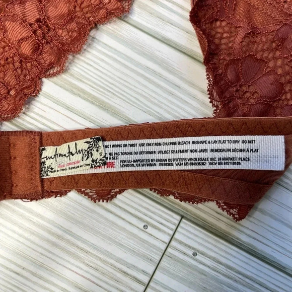 Intimately Free People burnt orange lace bralette Womens size extra small - Picture 5 of 5